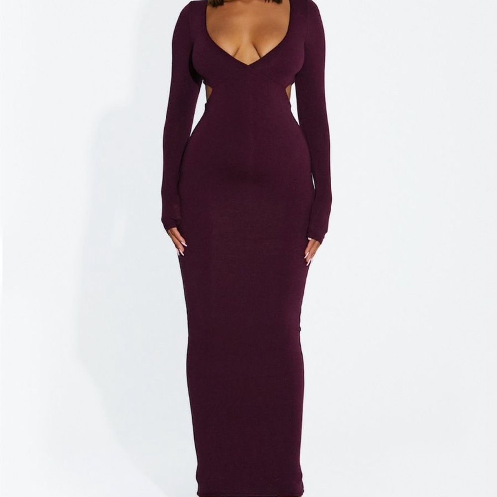 Naked Wardrobe The Oh So Slit Dress in Dark Plum - Picture 3 of 5